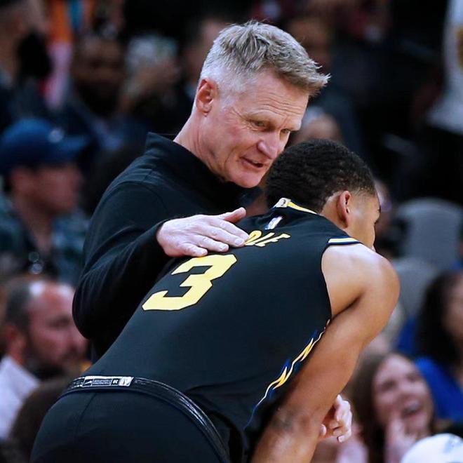 爱游戏APP-孟菲斯灰熊队官网