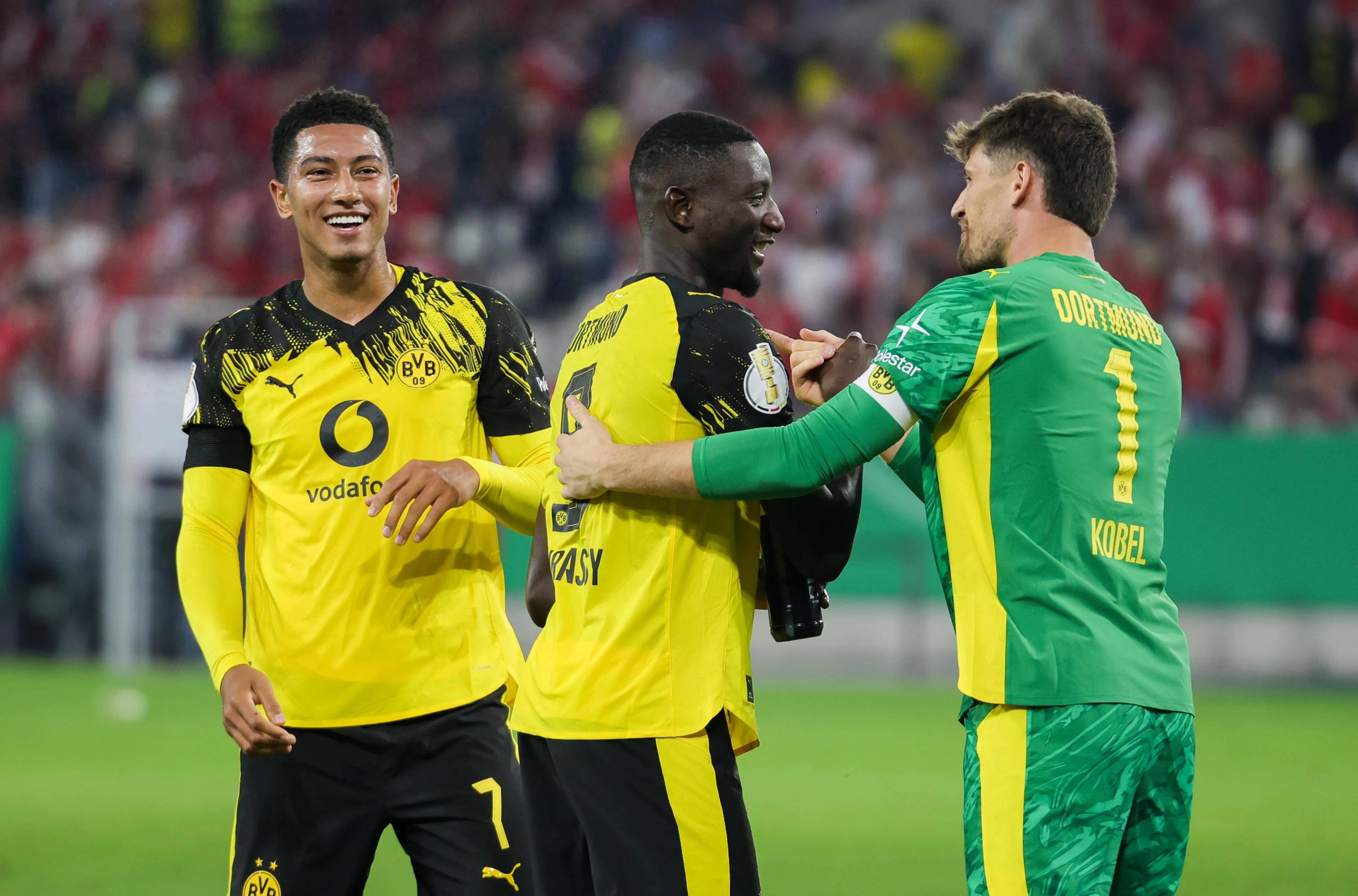 爱游戏下载爱游戏-多特蒙德迎德甲关键赛；加时末段内部沟通；态度坚定；赛程密集仍需轮换