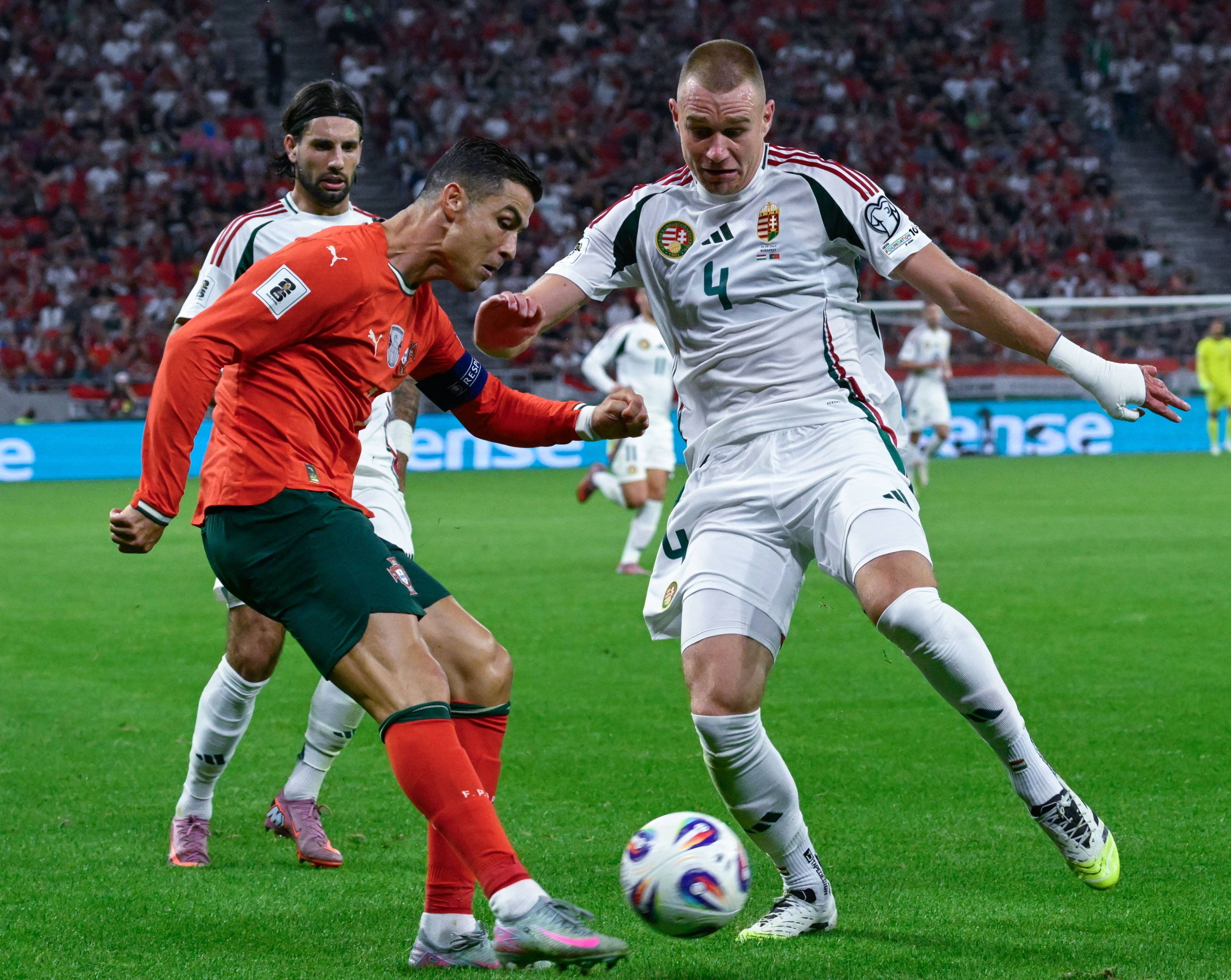 葡萄牙体育训练开放日，加时末段门线救险引欢呼，西甲在即，训练强度明显提升的简单介绍