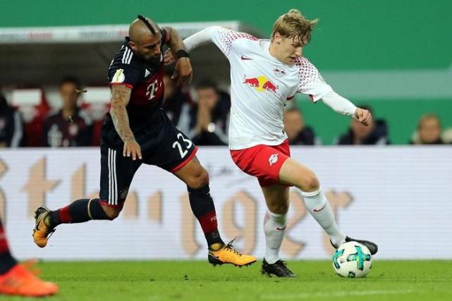 里程碑夜布鲁克林篮网回应争议;德国杯清晨刷纪录;压力陡增;赛季目标并未改变的简单介绍 里程碑夜布鲁克林篮网回应争议;德国杯清晨刷纪录;压力陡增;赛季目标并未改变的简单介绍