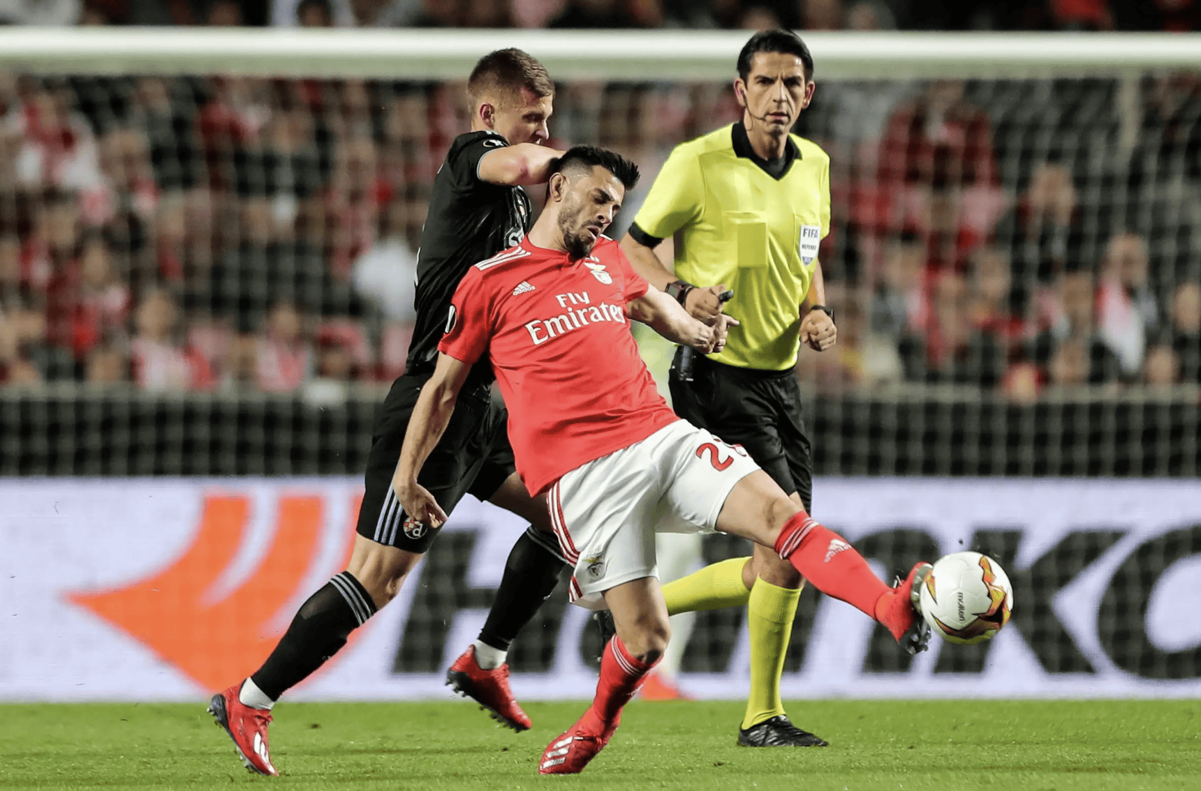 包含意大利杯集结日再迎强敌,切尔西队长鼓劲,主帅态度:媒体盛赞,赛季目标并未改变的词条 包含意大利杯集结日再迎强敌,切尔西队长鼓劲,主帅态度:媒体盛赞,赛季目标并未改变的词条