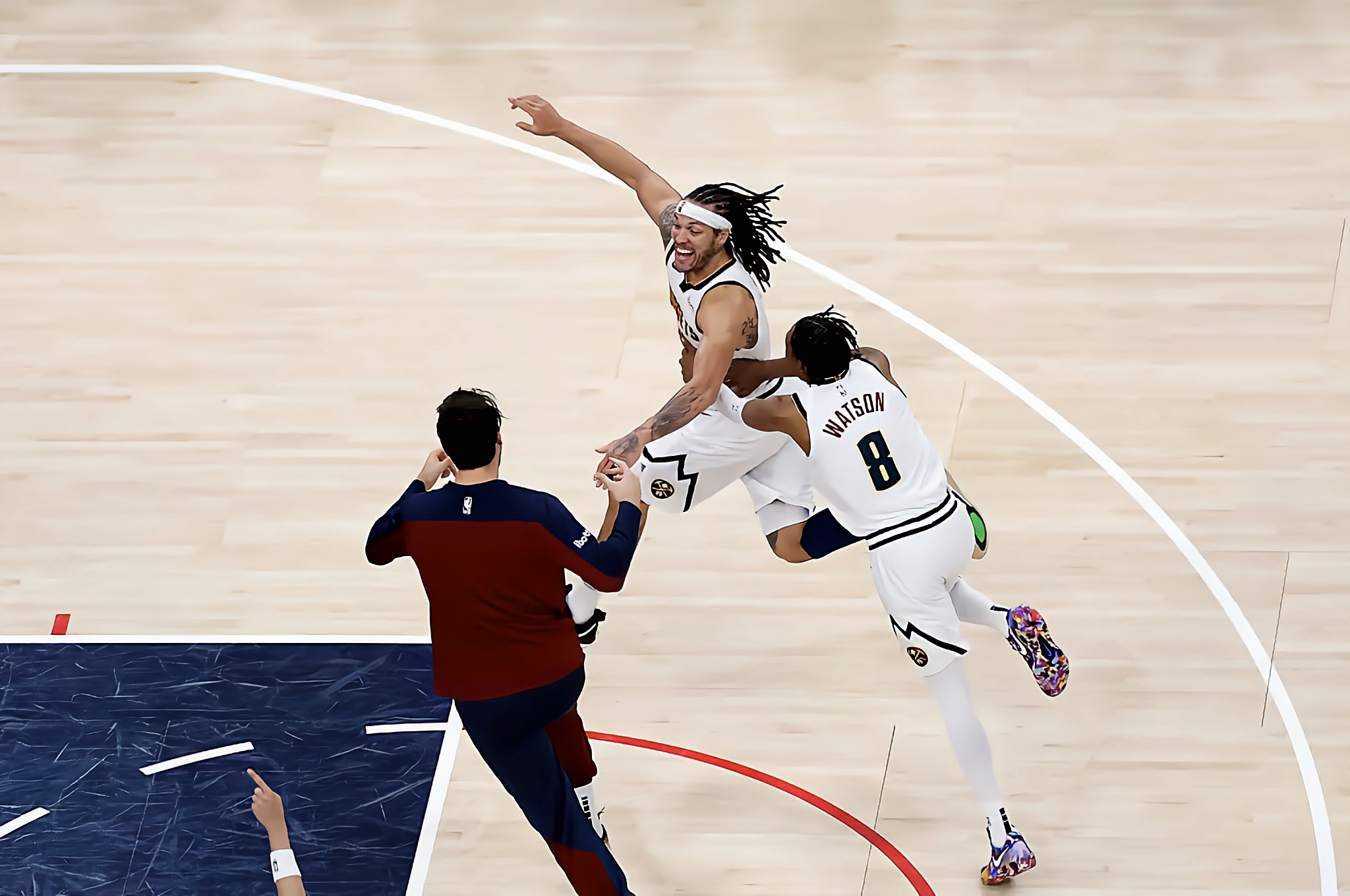 ayx-关于转会期NBA季后赛焦点战，迈阿密热火绝杀压哨，悬念犹存，高层口径保持一致的信息